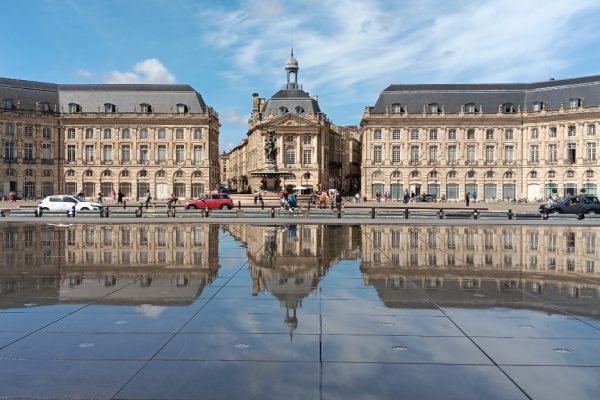 2 Place de la Bourse mit dem Wasserspiegel (Bordeaux)